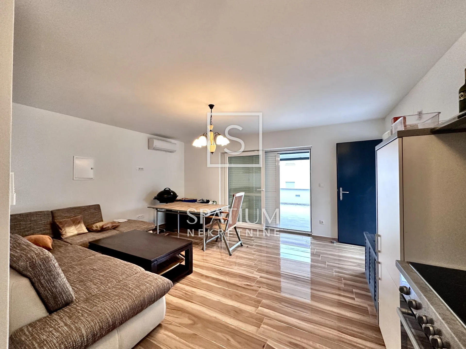 crikvenica, hrusta, apartman s terasom i pogledom na more - slika 2
