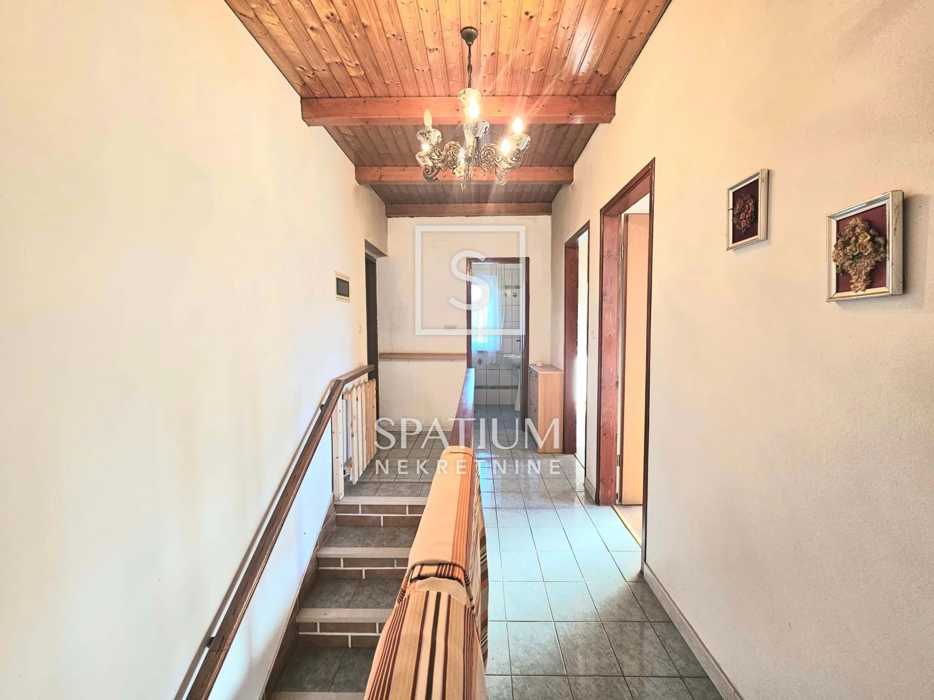 labin, samostojeća kuća - slika 18