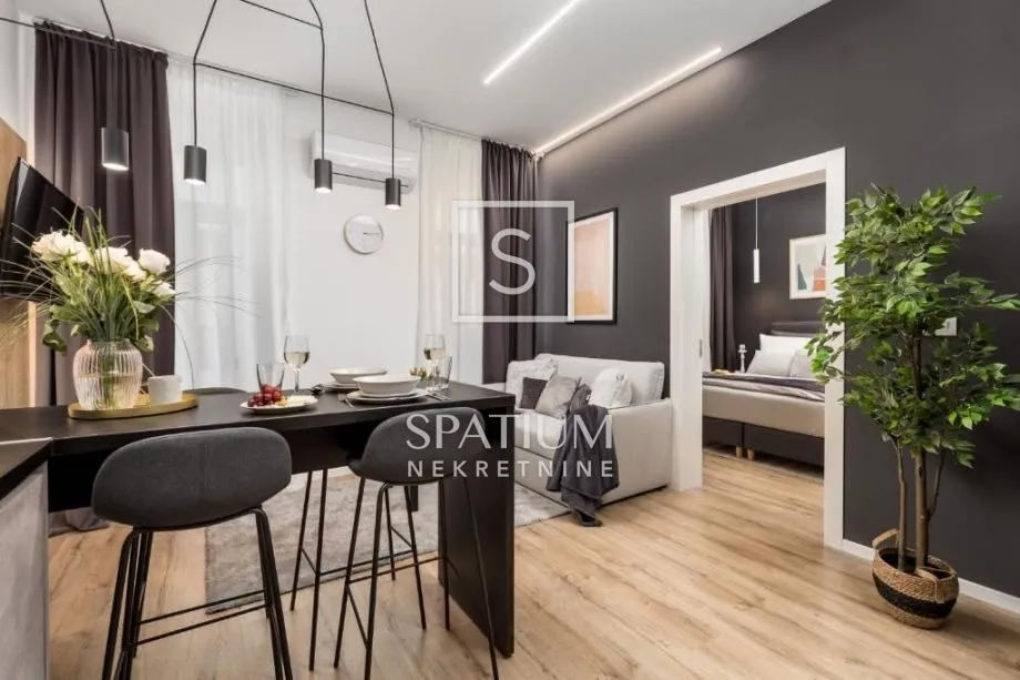Rijeka, Centar, Tri Jednosobna Apartmana
