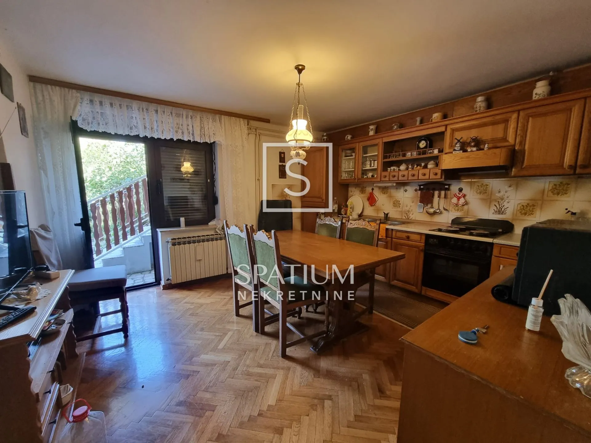 jadranovo, samostojeća kuća na odličnoj lokaciji - slika 11