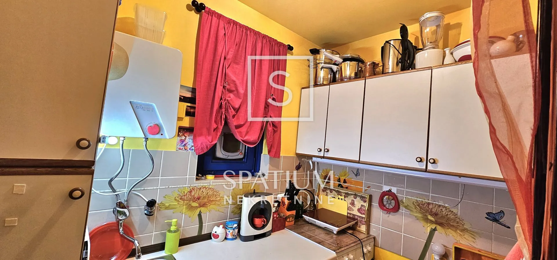 klenovica, stan u kući s okućnicom - slika 8