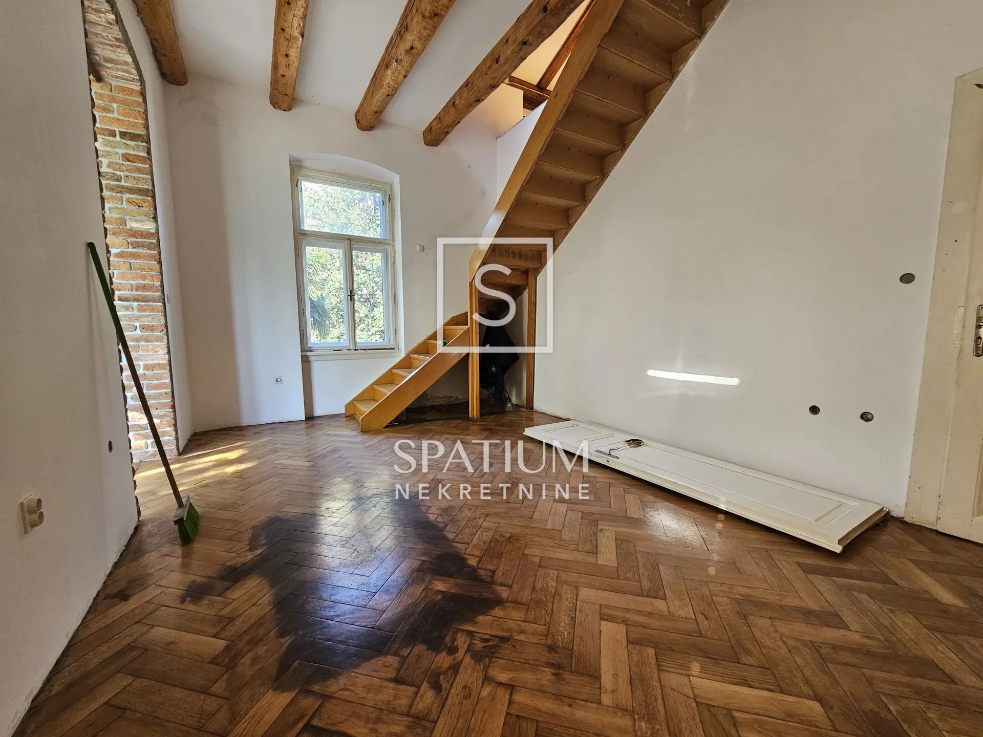 opatija, stan za renovaciju prvi red do mora - slika 3