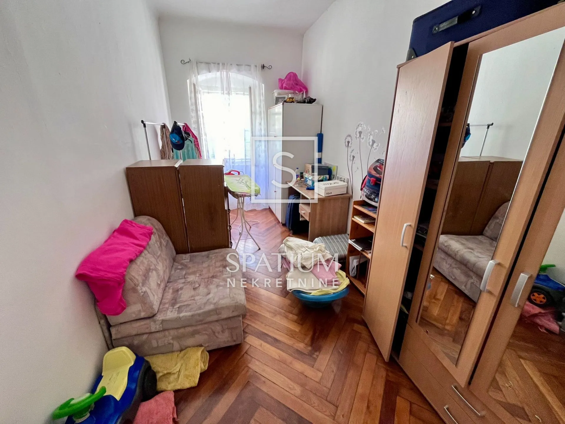 rijeka, trosoban klasičan stan na korzu - slika 5