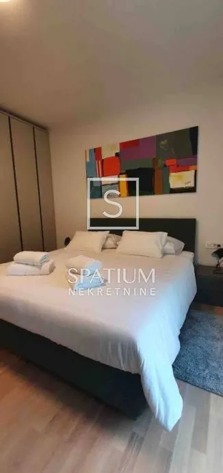 kostrena, stan s bazenom i teretanom za najam - slika 7