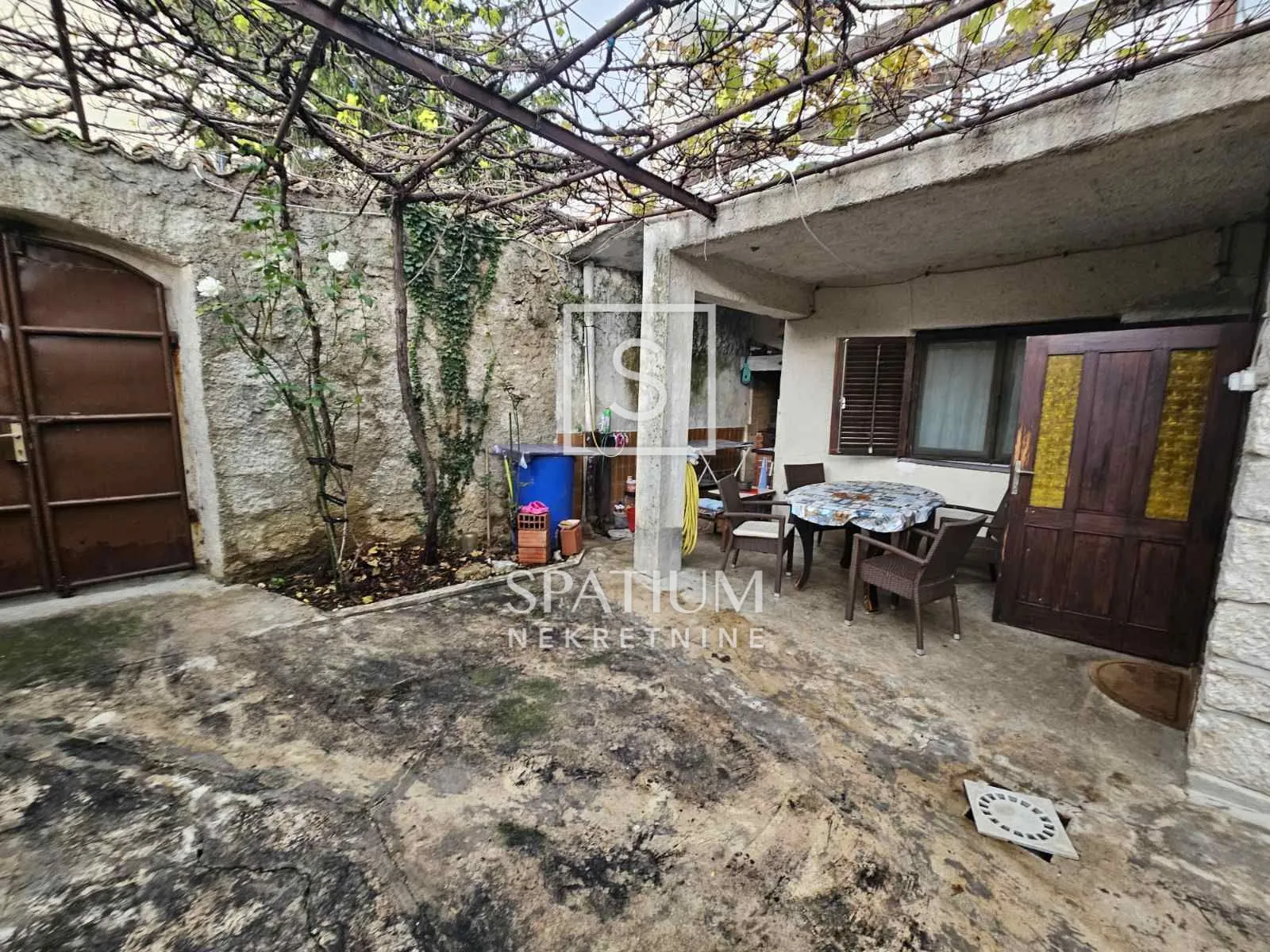 bribir, kuća s terasom i garažom - slika 3
