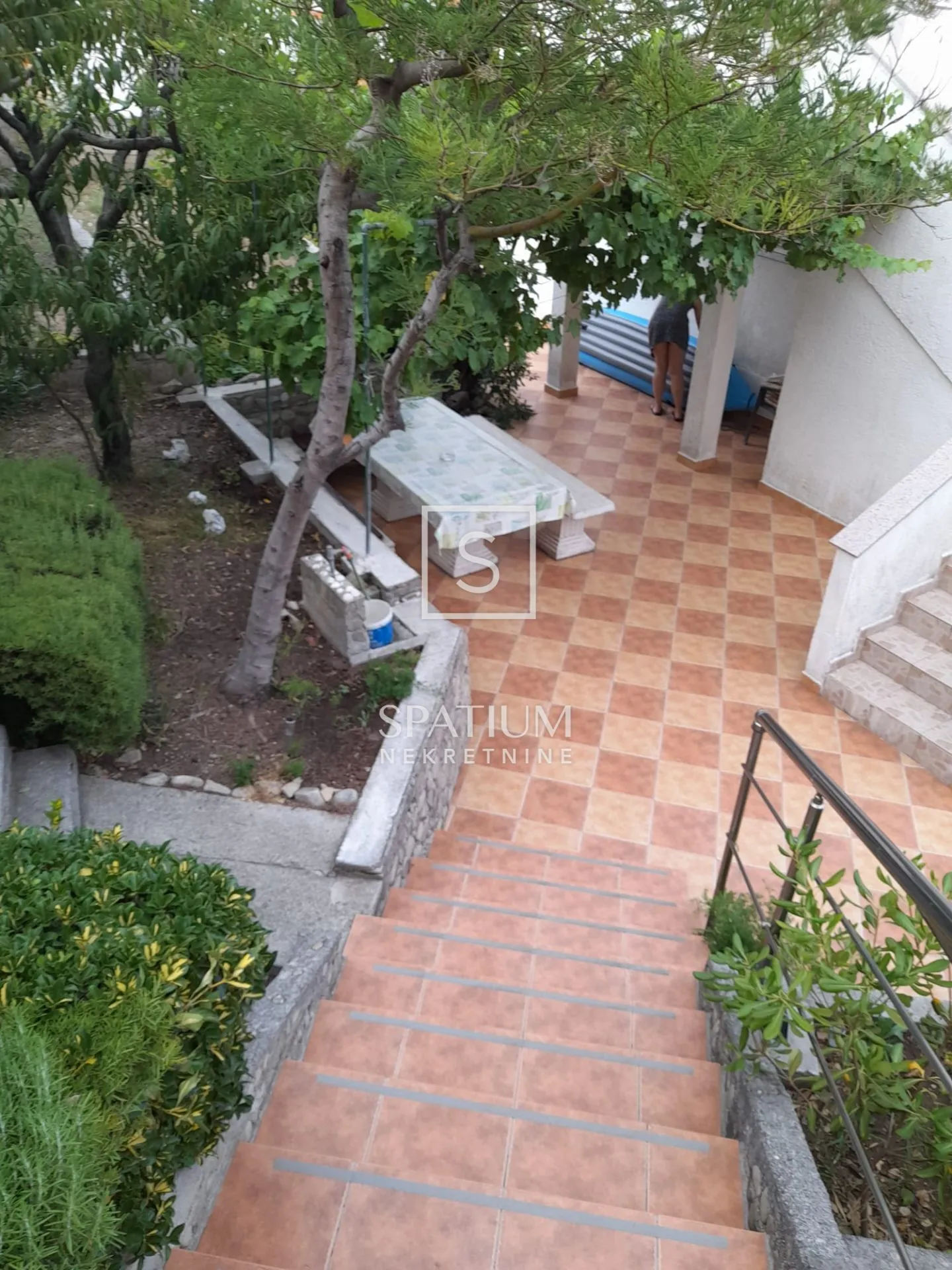 otok rab, kuća 1. red do mora - slika 24