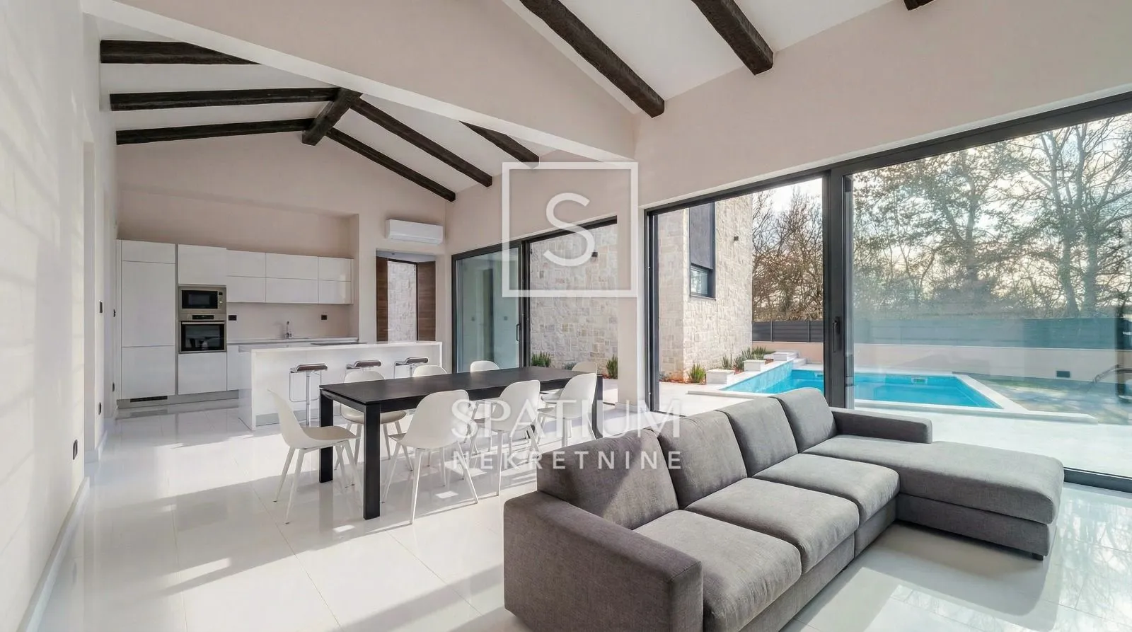 poreč, moderna vila s 4 spavaće sobe nadomak poreča - slika 3