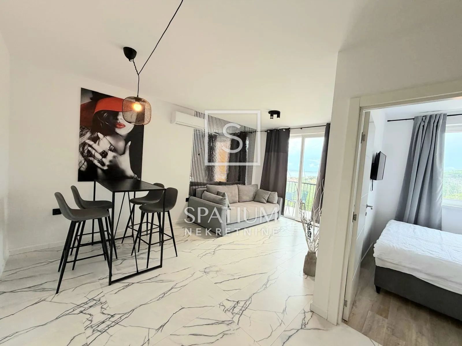 crikvenica, kuća s četiri apartmana i bazenom - slika 9