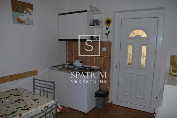 sveti juraj, apartmanska kuća, prvi red do mora - slika 7