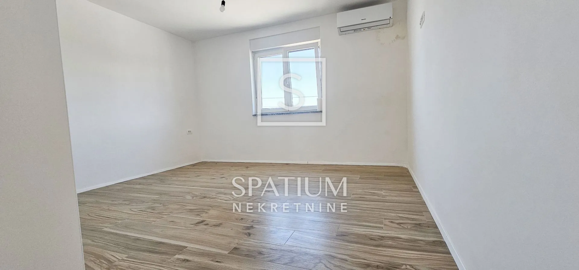 rasopasno, dobrinj, kuća s prostranom okućnicom - slika 3