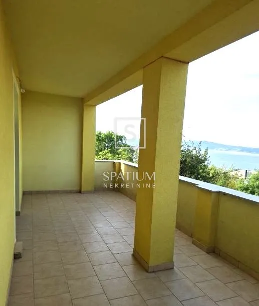 crikvenica, kuća s dva stana - slika 10