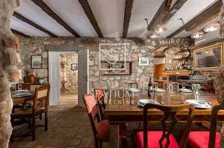 drivenik, vila s bazenom - slika 3