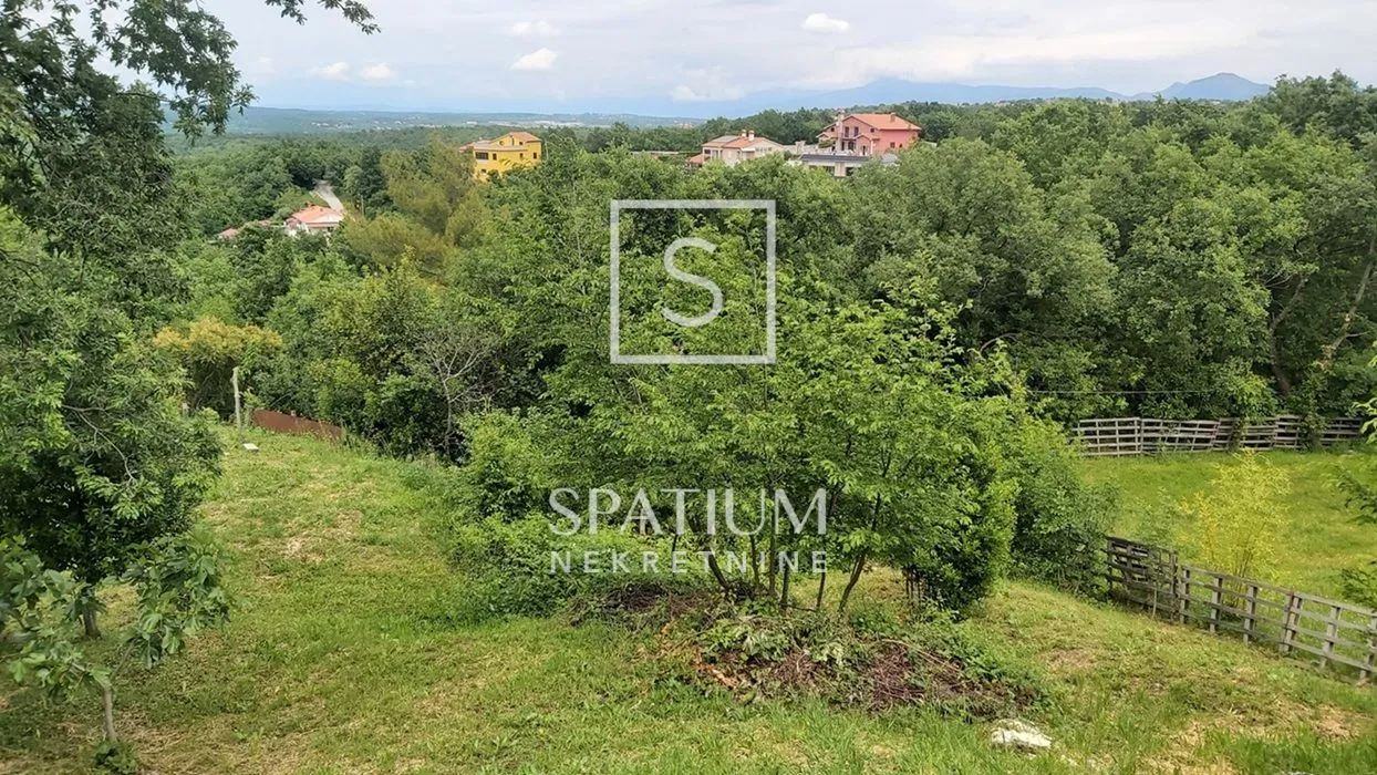 labin, kamena kuća u nizu s pogledom na grad - slika 11