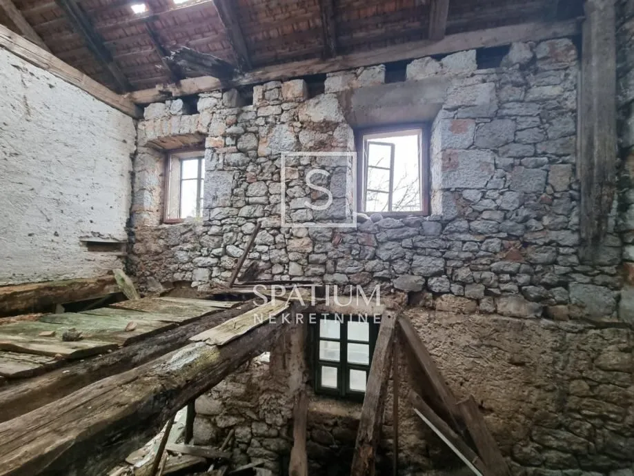 novi vinodolski, kamena kuća za obnovu - slika 10