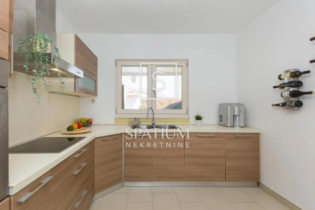 labin, kuća na mirnoj lokaciji - slika 4