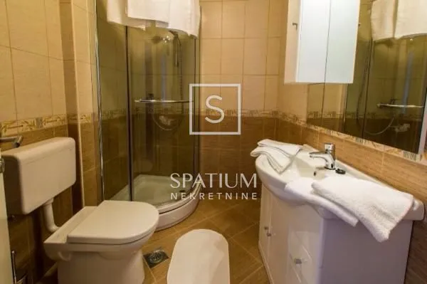 novi vinodolski, apartmanska kuća s bazenom - slika 7