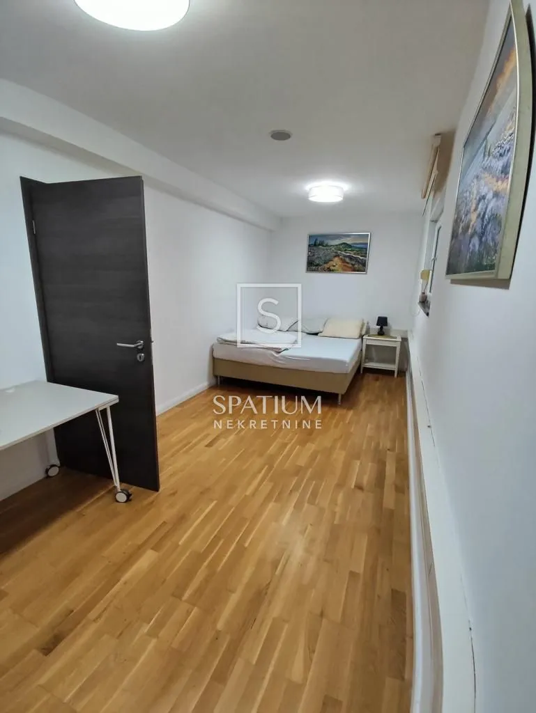 rešetari, 2s+db stan s okućnicom - slika 9