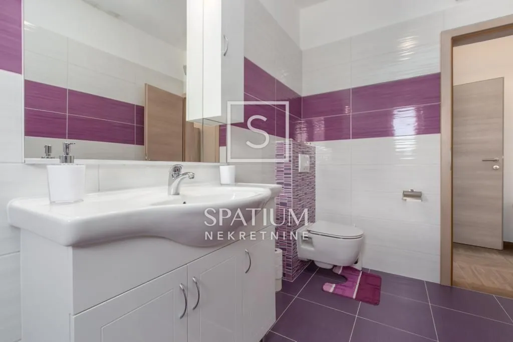 poreč, kuća s pet apartmana - slika 8