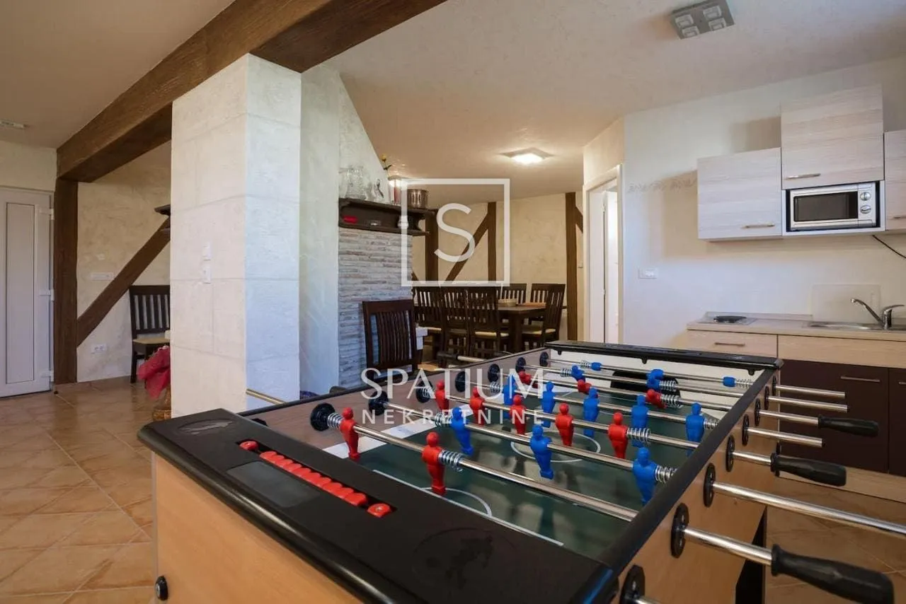 poreč, kaštelir, vila s bazenom i pogledom na more - slika 2