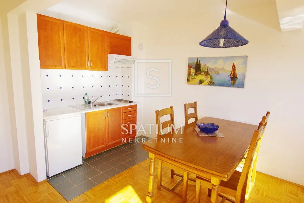 labin, raša, apartmanska kuća s bazenom - slika 16