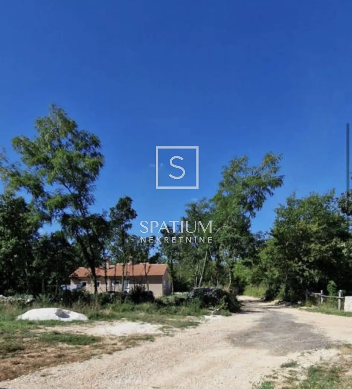 Žminj, Građevinsko Zemljište - Karlovići, Žminj