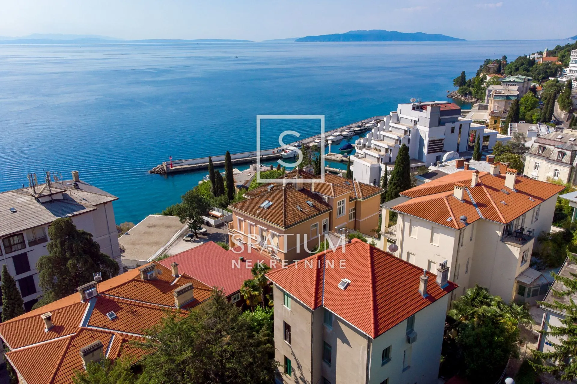 opatija, predivan stan u vili - slika 32