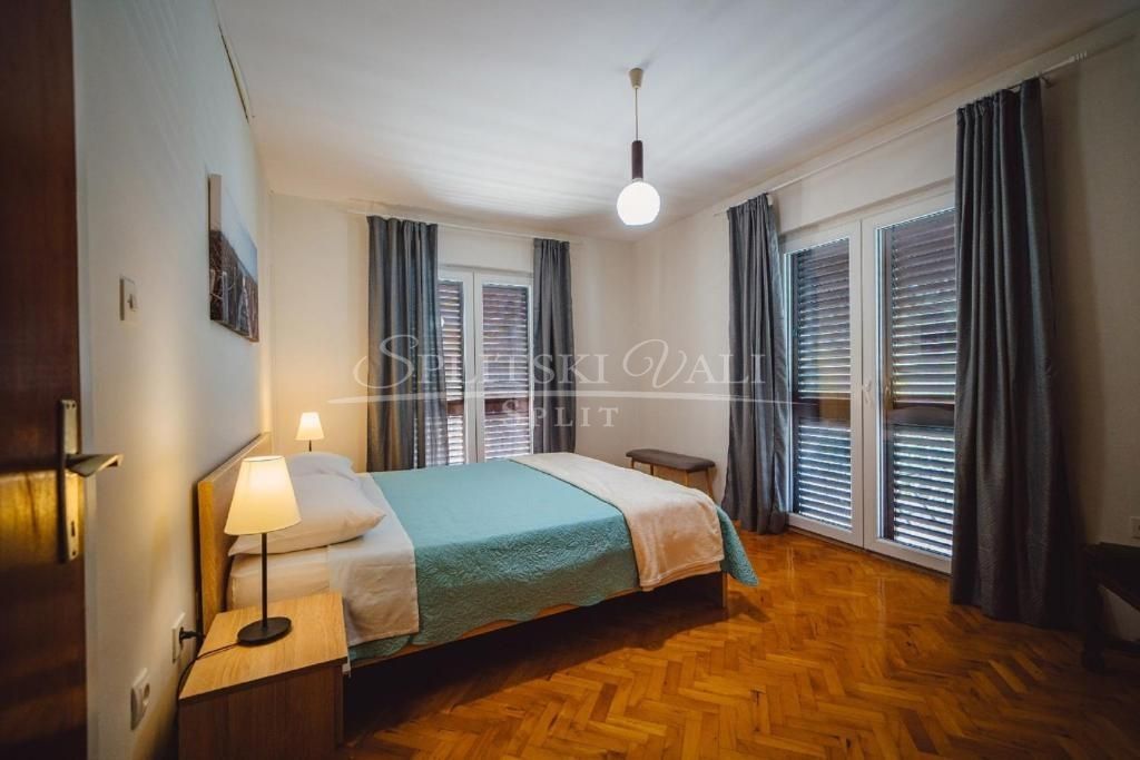apartmanska kuća - seget vranjica - slika 24