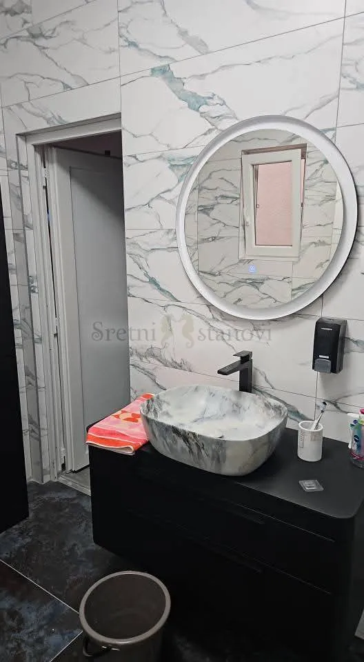 apartman , novalja , 51 m2, 1s+db , pogled na more - slika 4
