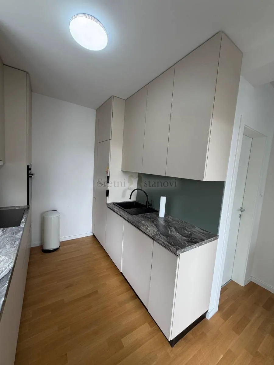 apartman novalja, 2s+db, 1. kat, bazen, top lokacija - slika 9