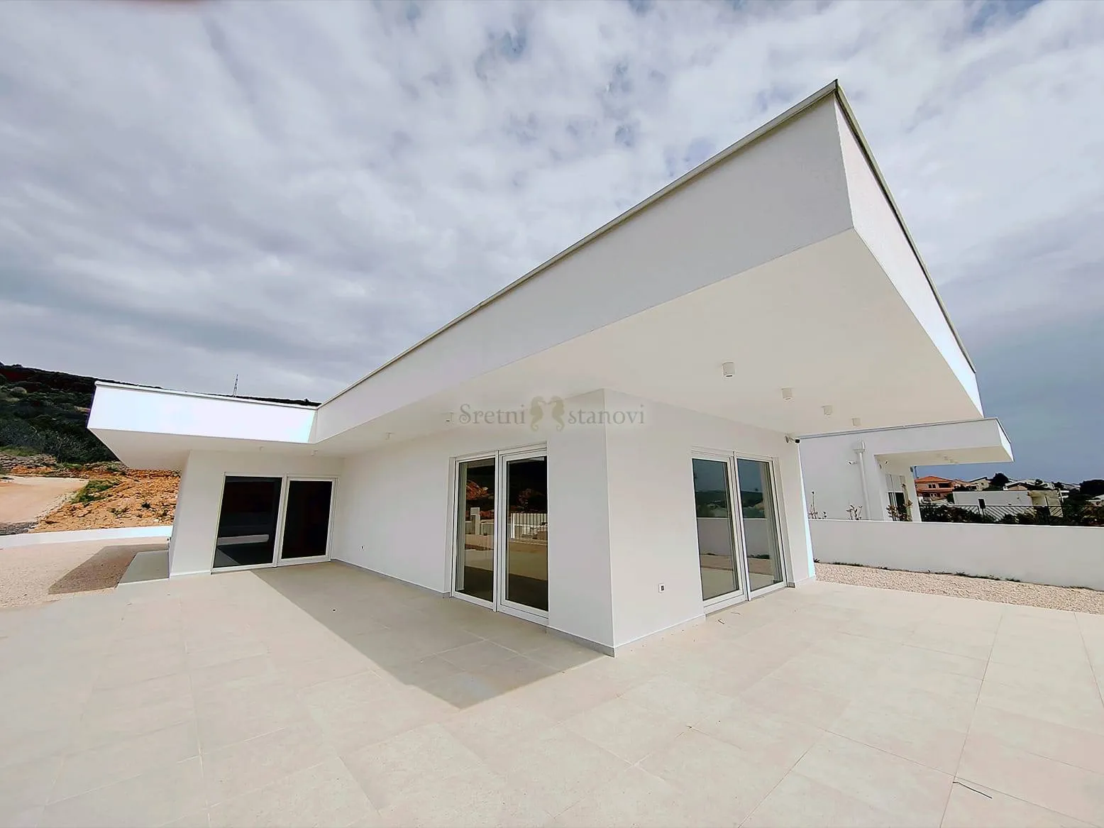 luksuzna vila s bazenom stara novalja, 3s+db, 388,50 m2, pogled na more - slika 3