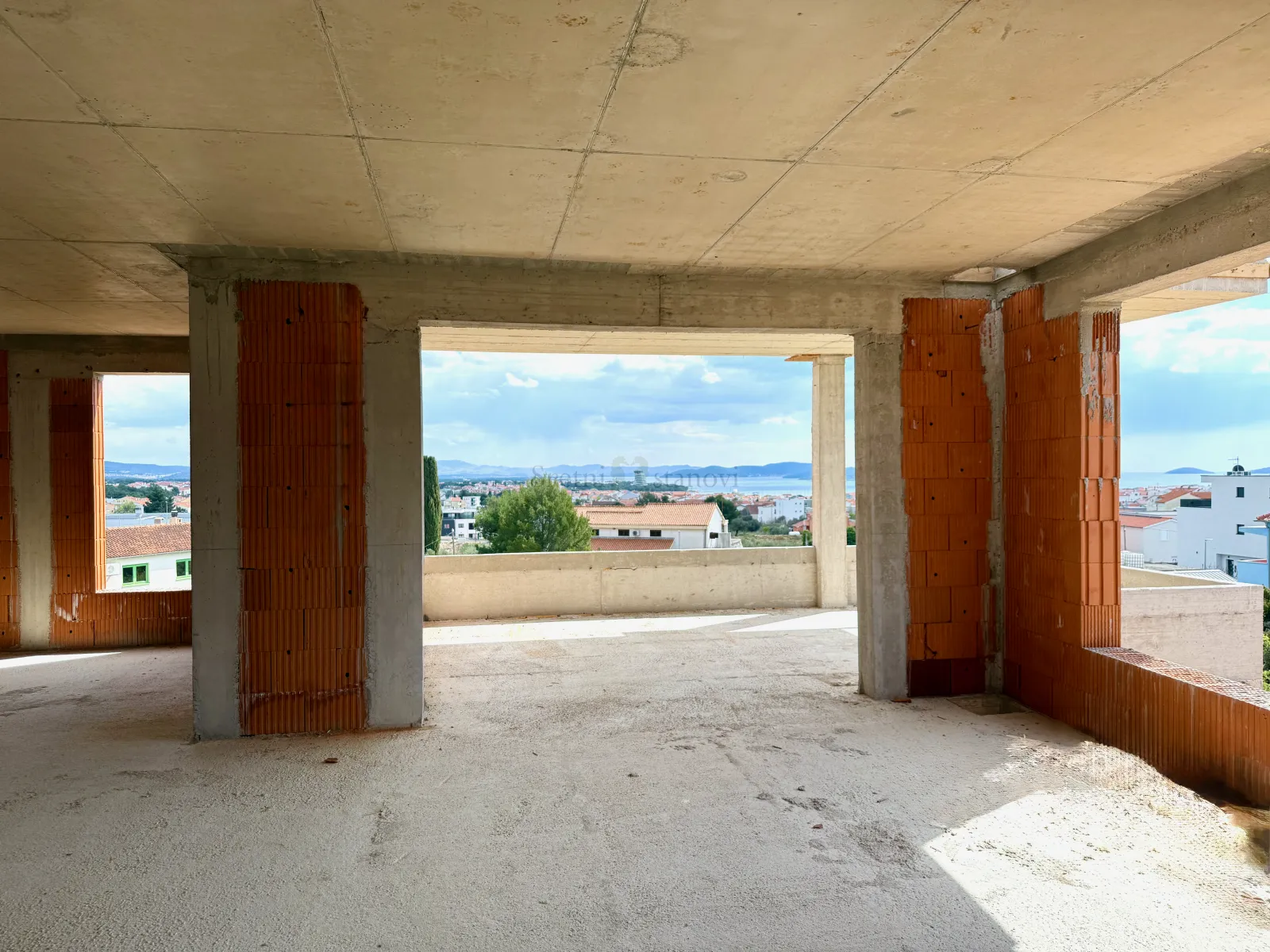 penthouse stan vodice, novogradnja, 3s+db, pogled na more, velika terasa - slika 3