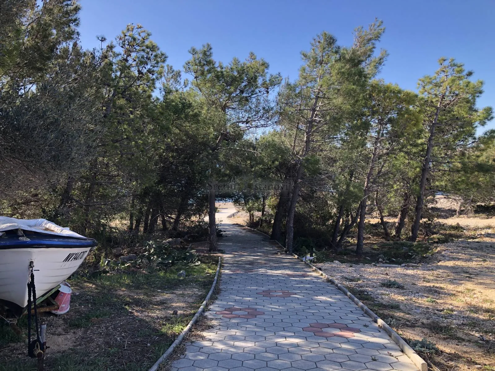 vidalići, kuća s 5 apartmana i garažom, drugi red od mora - slika 8
