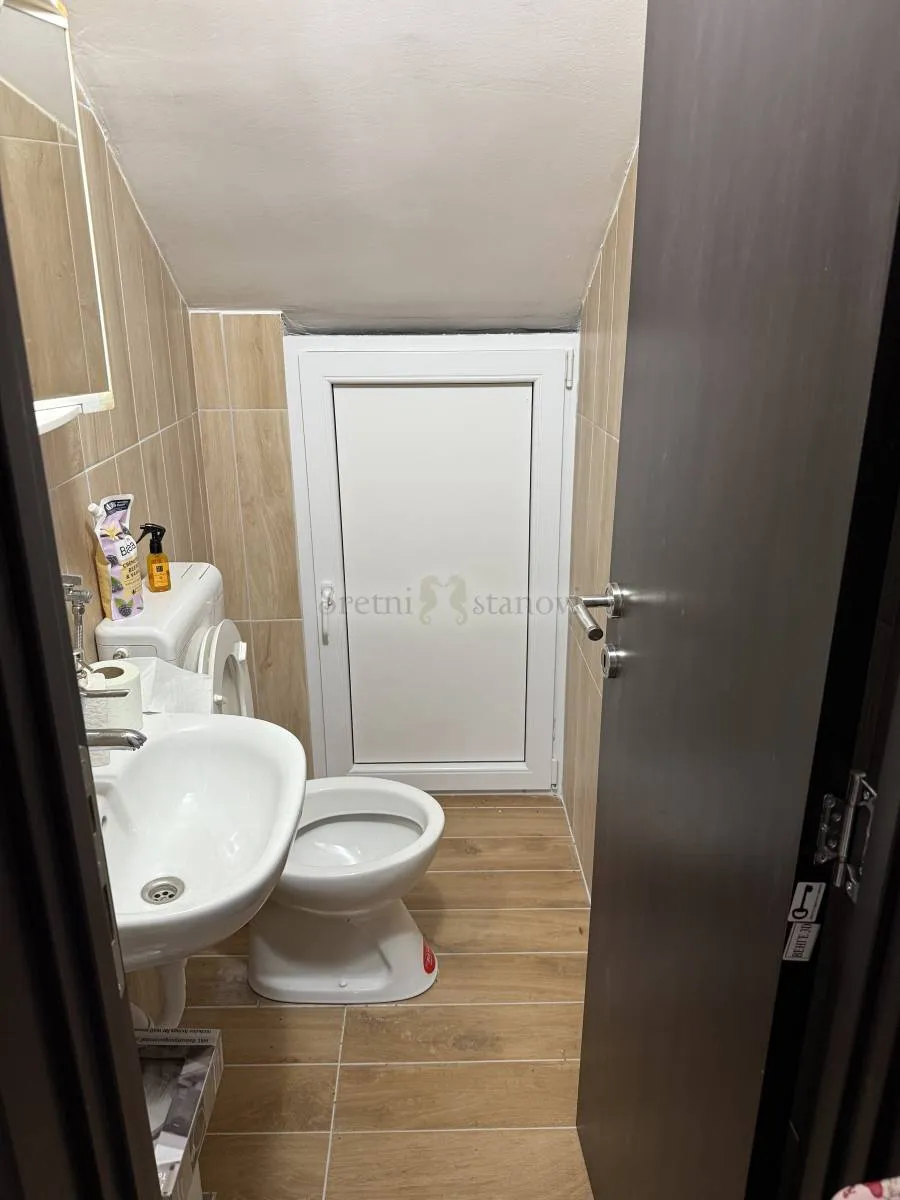 stambeno-poslovna zgrada- dubrava (307 m2) - slika 7