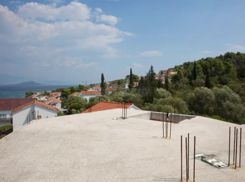 kuća čiovo, arbanija 360 m2 - slika 3