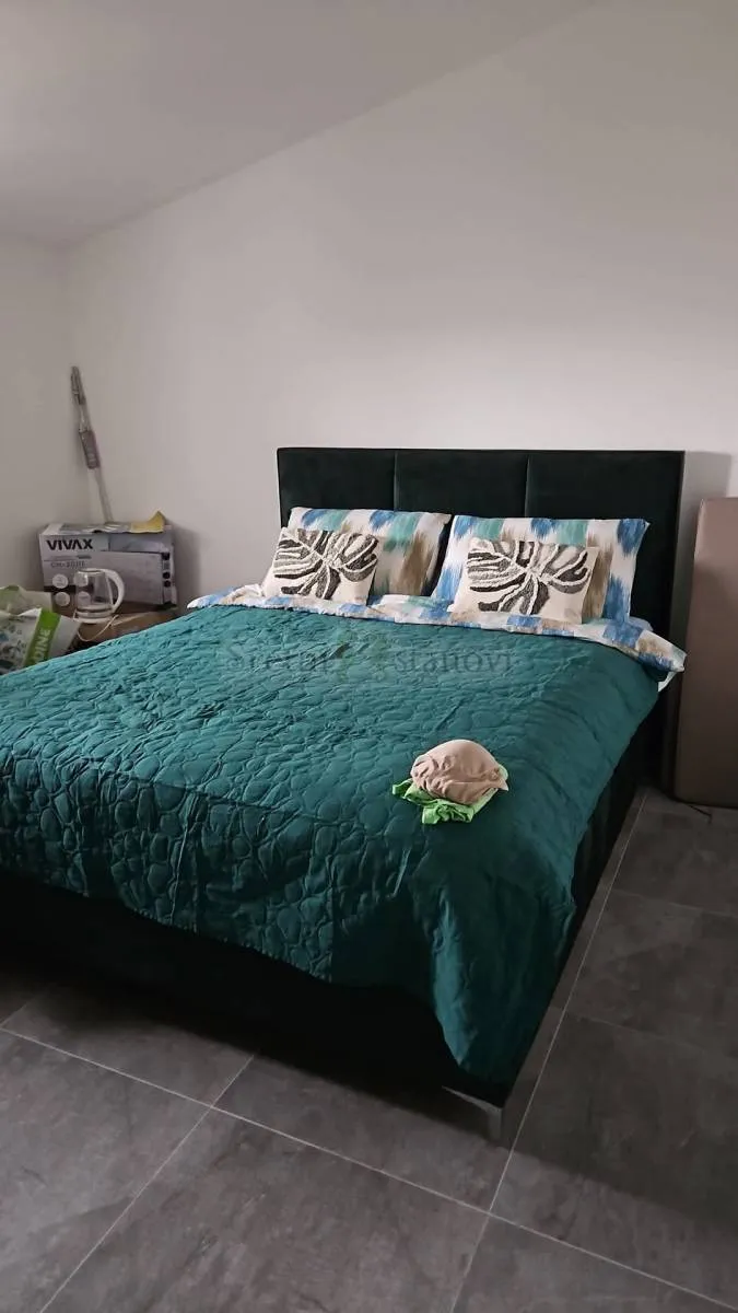 apartman , novalja , 51 m2, 1s+db , pogled na more - slika 8