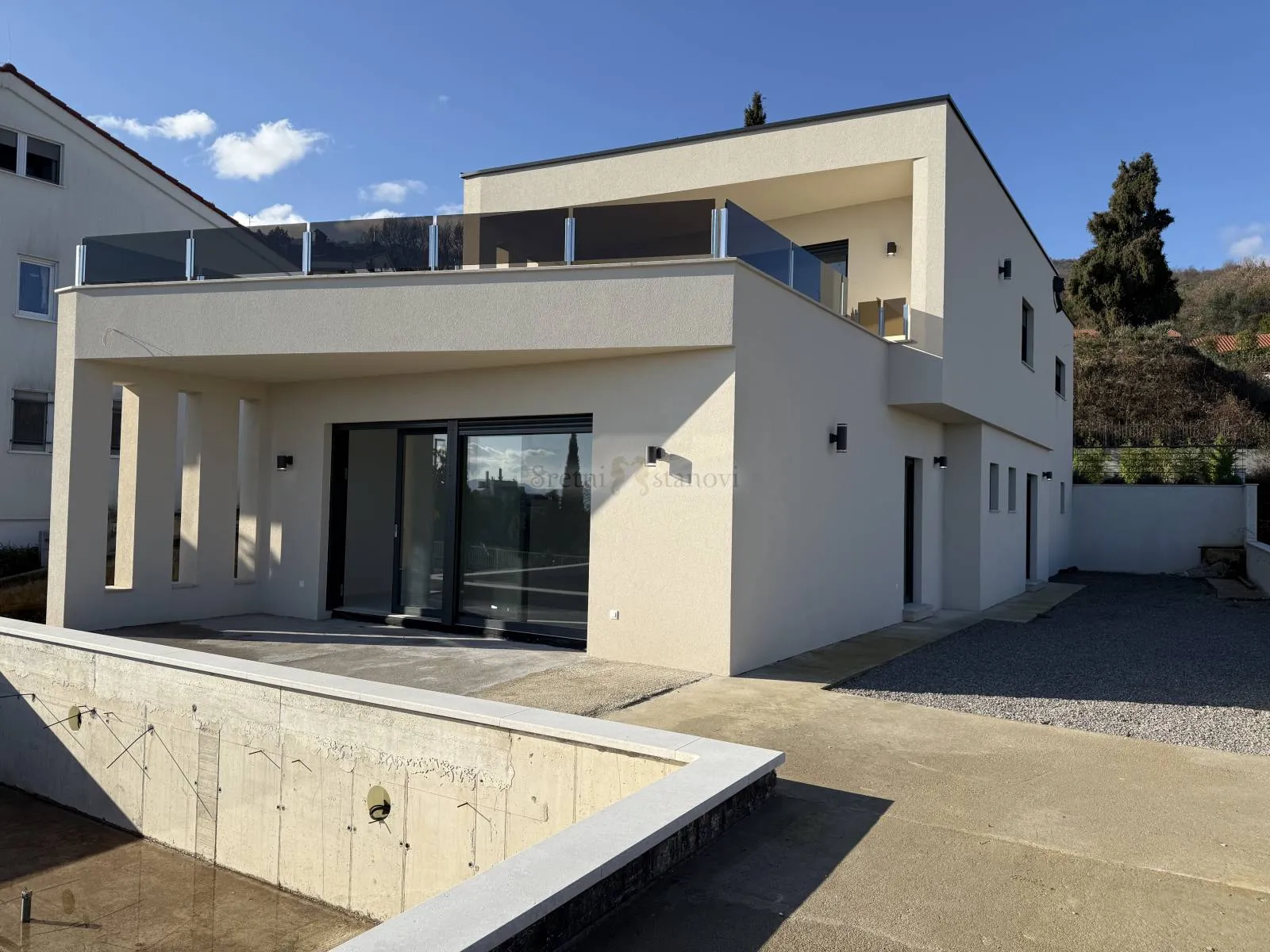 rivijera opatija, novogradnja, villa sa 2 stana, bazen, pogled - slika 15