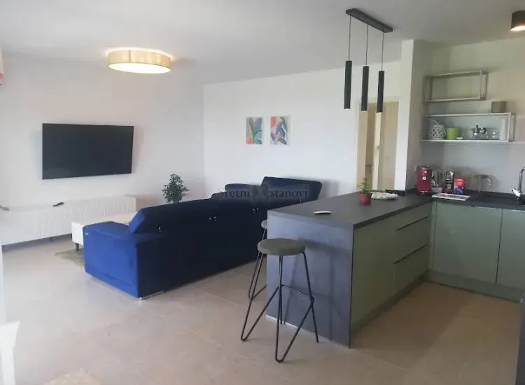 kostrena, novogradnja, 150 m2, 2s+db, s bazenom, najam - slika 1