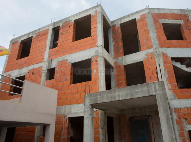 kuća čiovo, arbanija 360 m2 - slika 13