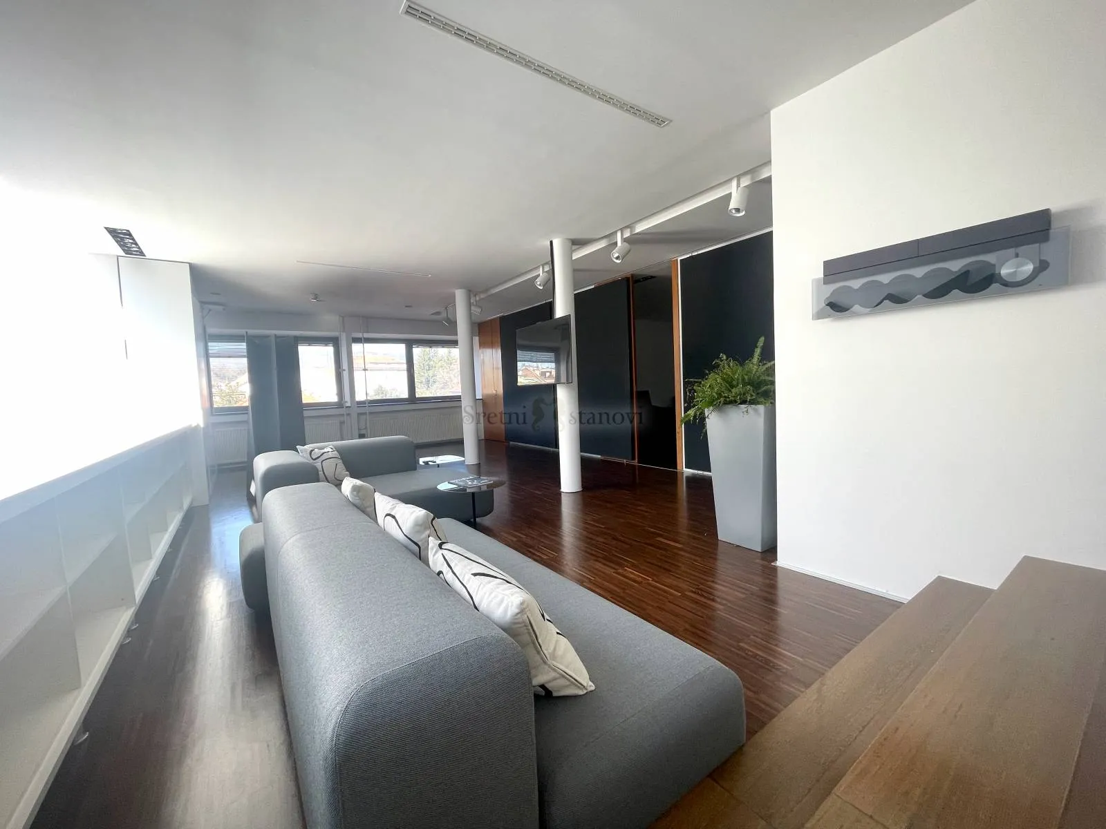 stambeno-poslovna zgrada zagreb centar, ribnjak, top lokacija - slika 17