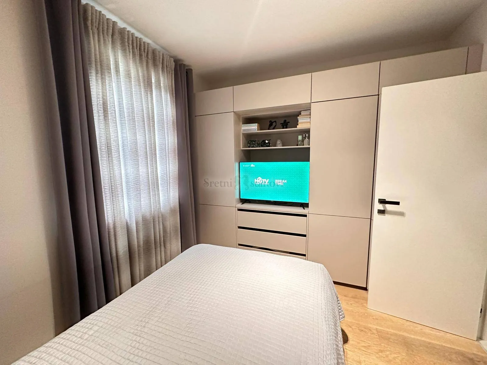 hosti, luksuzni penthouse s pogledom na more - slika 11