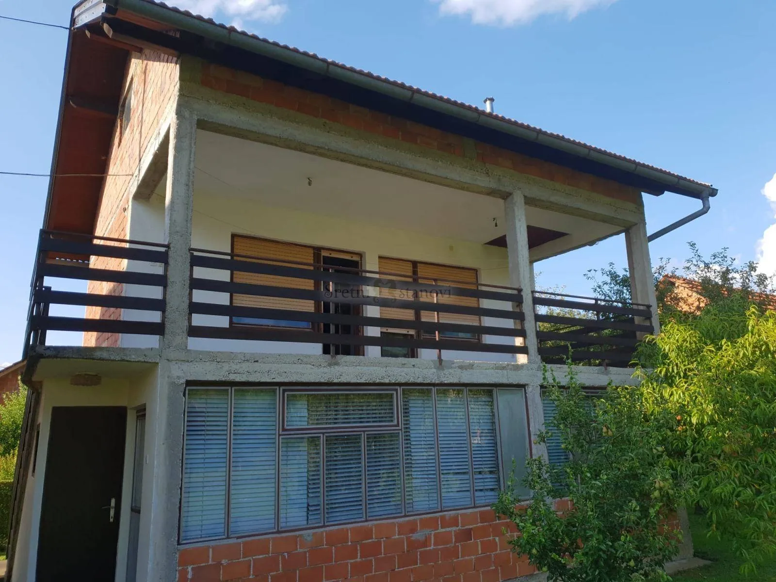 građevinsko zemljište i 2 kuće (2212 m2) - stubičke toplice - slika 8