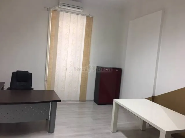 centar, 28 m2, kimatizirano i opremljeno - slika 4
