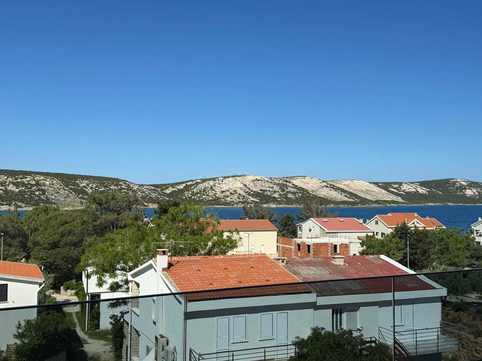 stan 5, stara novalja, 2s+db, otvoreni pogled prema moru - slika 18