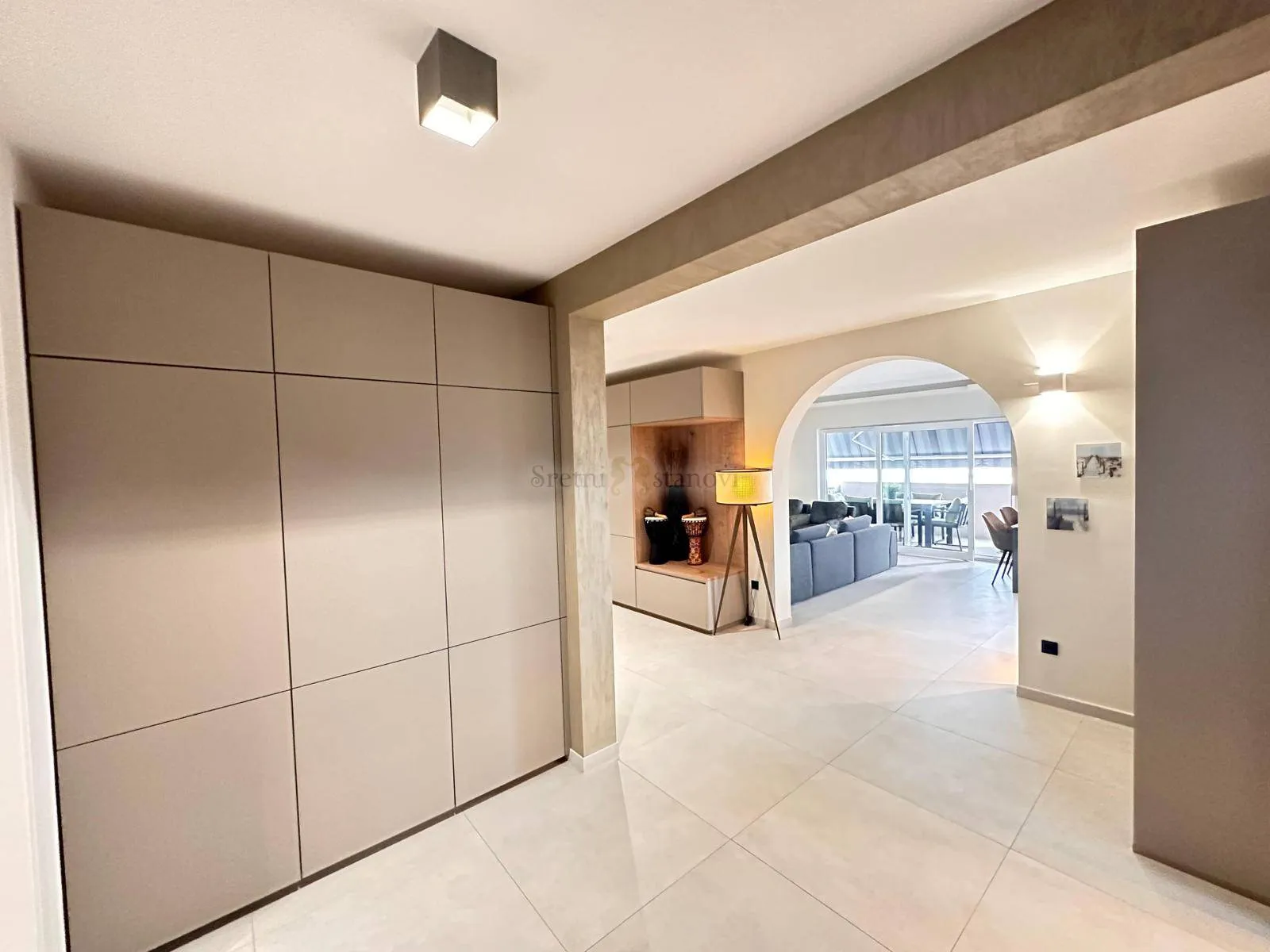hosti, luksuzni penthouse s pogledom na more - slika 29