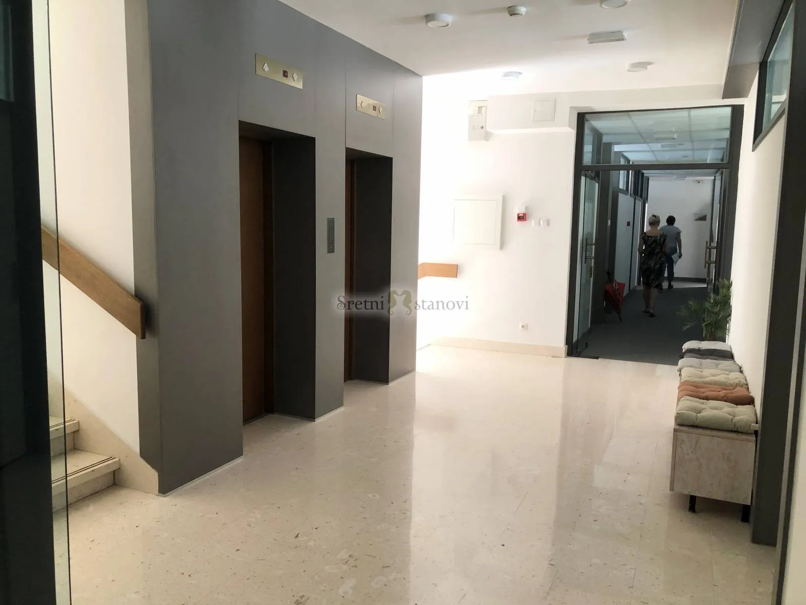 poslovni prostor centar, stari grad, 30 m2 - slika 7
