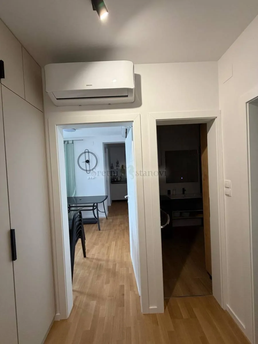 apartman novalja, 2s+db, 2. kat, bazen, top lokacija - slika 21
