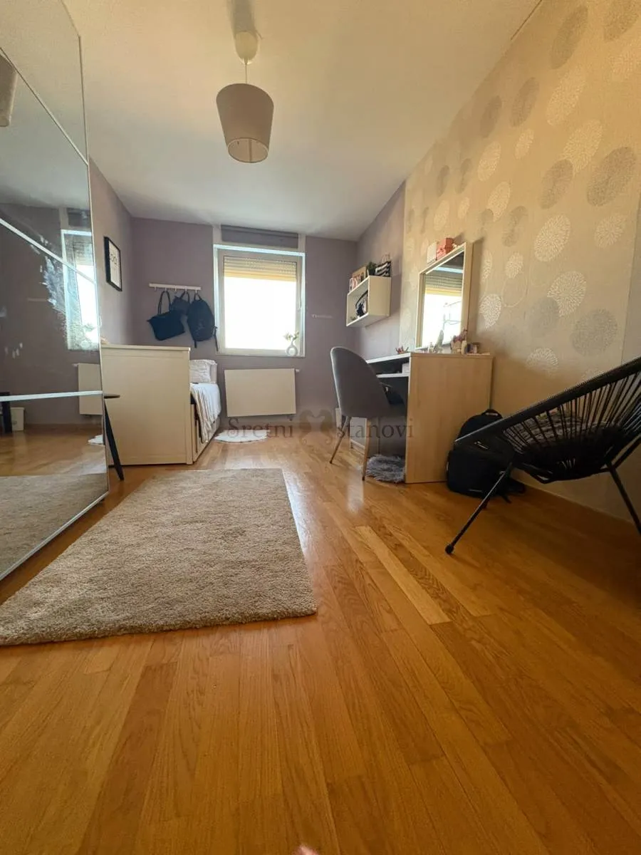 prodaje se prostran četverosoban stan s velikom terasom i garažom – 122,66 m² - slika 2
