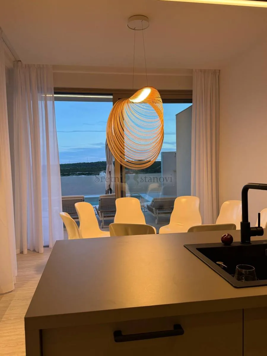 luksuzna kuća caska, pogled na more, bazen, sauna, otok pag - slika 8