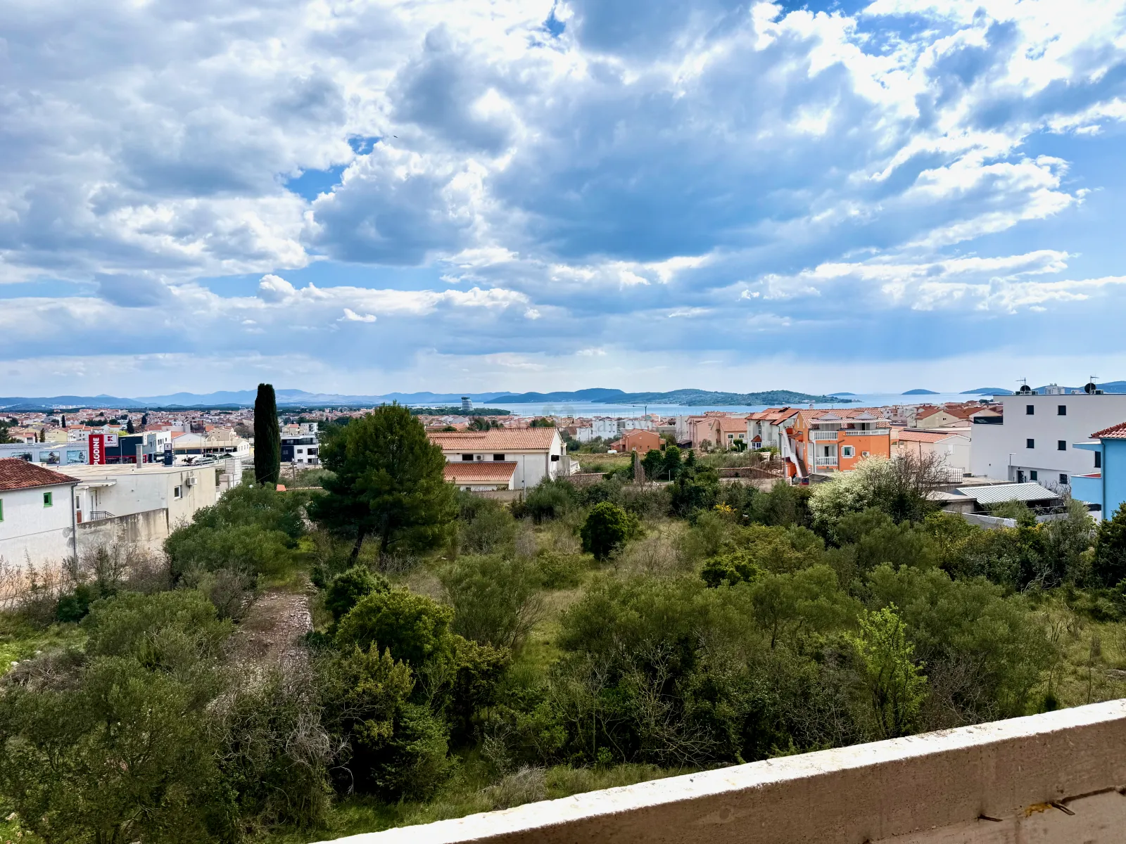 penthouse stan vodice, novogradnja, 3s+db, pogled na more, velika terasa - slika 4