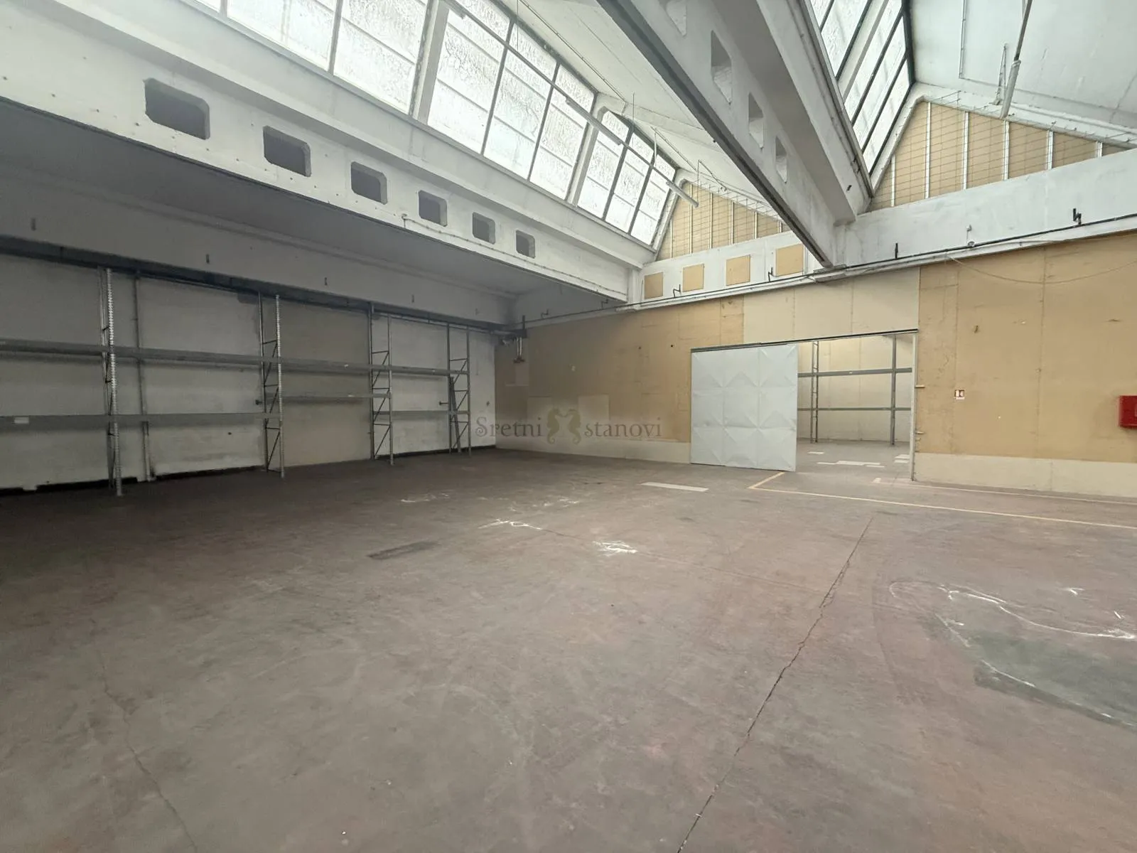 iznajmljuje se skladište – 1.700 m² – trnje - slika 7